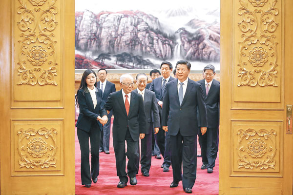 習近平昨在北京人民大會堂接見到訪的台灣聯合參訪團。